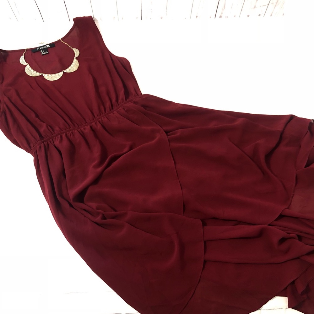 Red wine, high low dress. 🍷💥ONLY WORN ONCE 💥